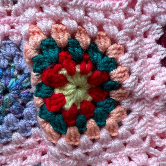 Large Granny Square Crochet Blanket Knit Quilt Handmade Boho 75 X 92 - Picture 13 of 14